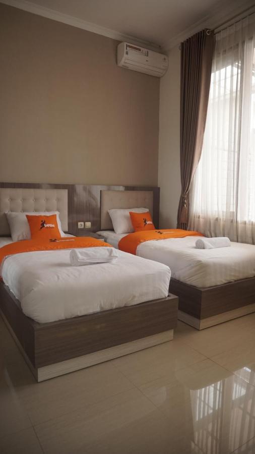 Kirana Residence By Sampai Coliving Yogyakarta Kültér fotó