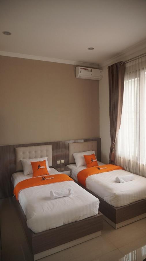 Kirana Residence By Sampai Coliving Yogyakarta Kültér fotó